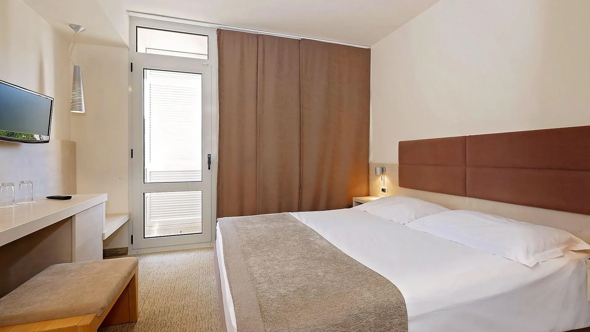Hotel Mediteran Plava Laguna Poreč 3*,